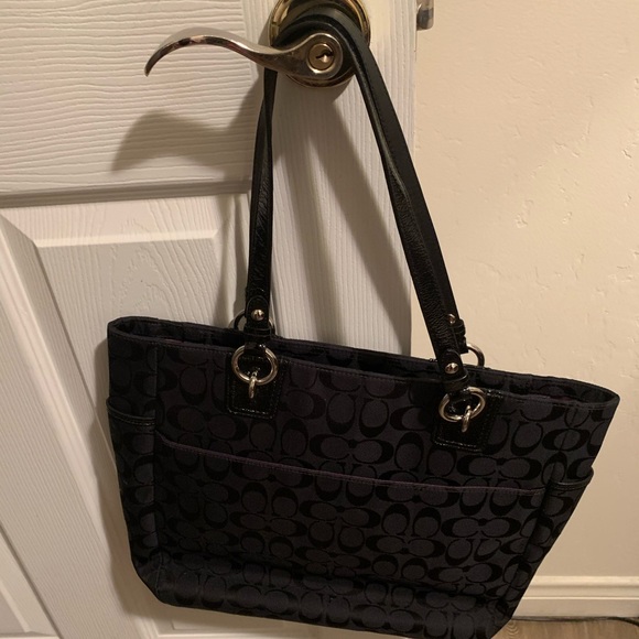 NWT Coach Gallery Zip Tote Fabric Shoulder Bag - Picture 4 of 5